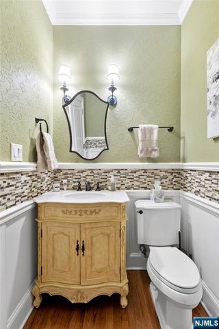 36 Regency Place, Weehawken, NJ 07086