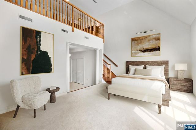 36 Regency Place, Weehawken, NJ 07086