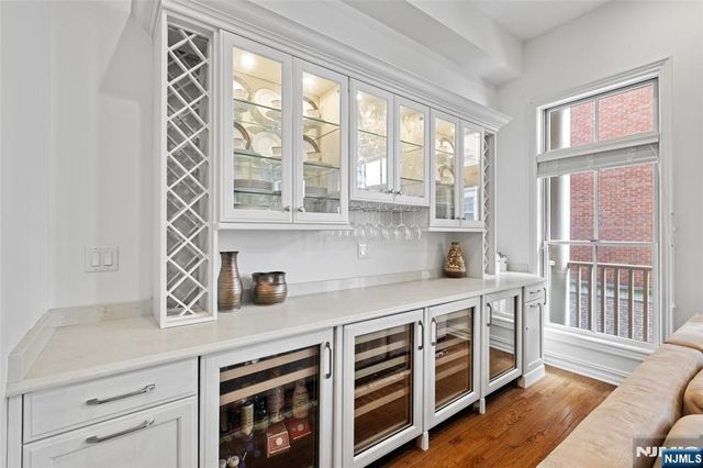 36 Regency Place, Weehawken, NJ 07086