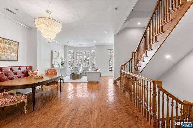 36 Regency Place, Weehawken, NJ 07086