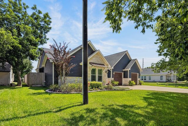 509 Texas St, Tomball, TX 77375