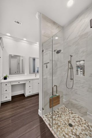 509 Texas St, Tomball, TX 77375