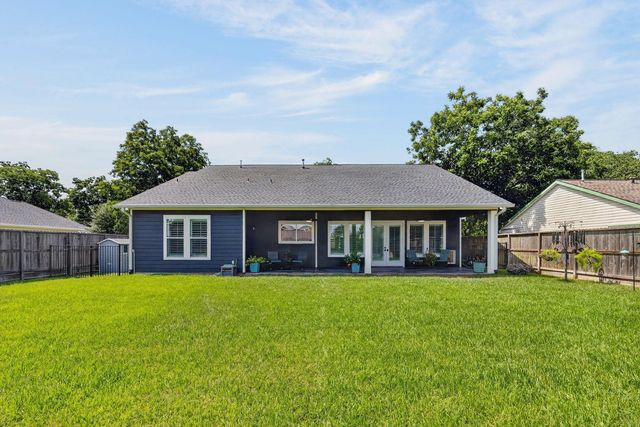 509 Texas St, Tomball, TX 77375