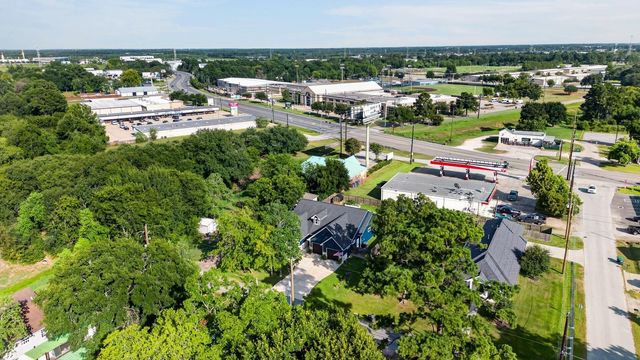 509 Texas St, Tomball, TX 77375