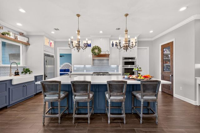 509 Texas St, Tomball, TX 77375
