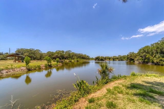 3332 THORNWOOD ROAD 3332, Sarasota, FL 34231