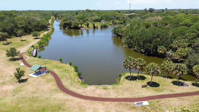 3332 THORNWOOD ROAD 3332, Sarasota, FL 34231
