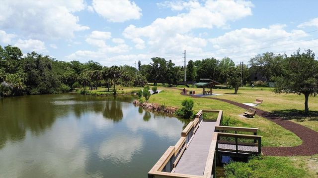 3332 THORNWOOD ROAD 3332, Sarasota, FL 34231