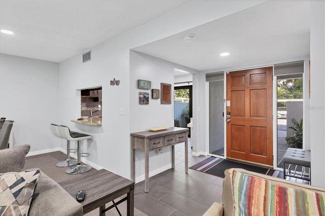 3332 THORNWOOD ROAD 3332, Sarasota, FL 34231