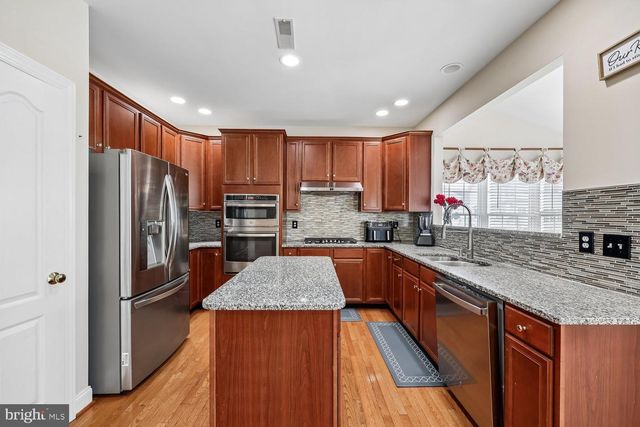 14112 BEAR CREEK DR, Boyds, MD 20841