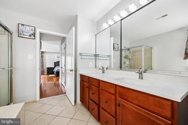14112 BEAR CREEK DR, Boyds, MD 20841