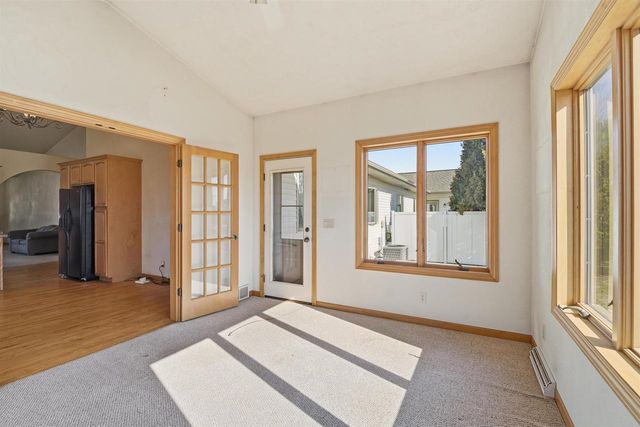 4724 N FALLVIEW LANE, Appleton, WI 54913