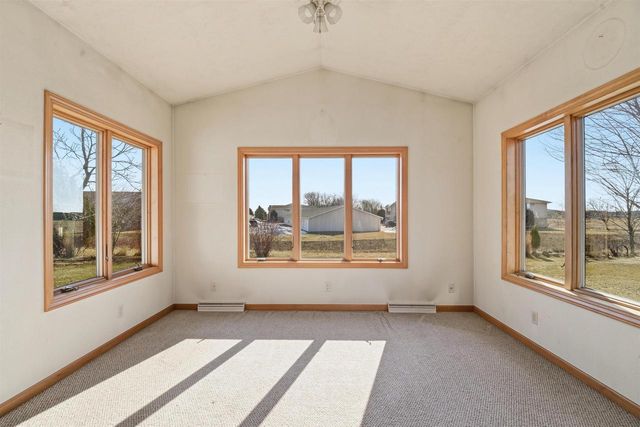 4724 N FALLVIEW LANE, Appleton, WI 54913