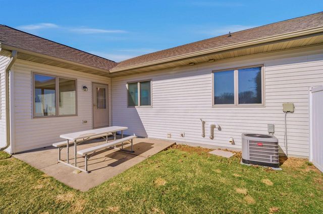 4724 N FALLVIEW LANE, Appleton, WI 54913