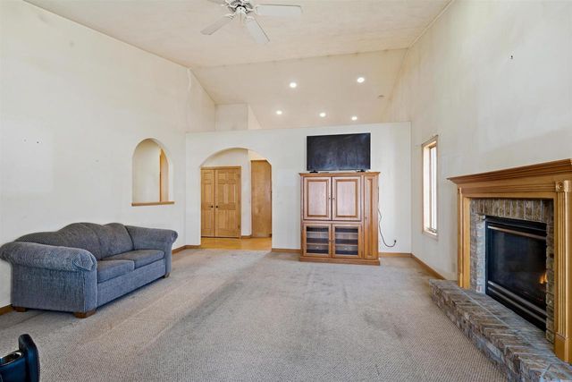 4724 N FALLVIEW LANE, Appleton, WI 54913