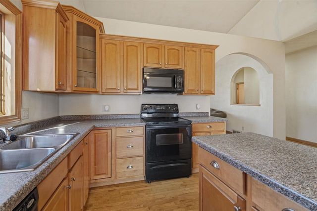 4724 N FALLVIEW LANE, Appleton, WI 54913