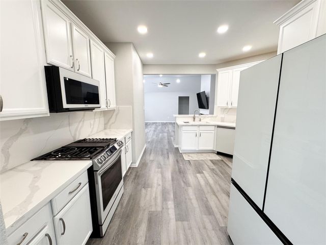 19719 Allenwick Hills Court, Cypress, TX 77429