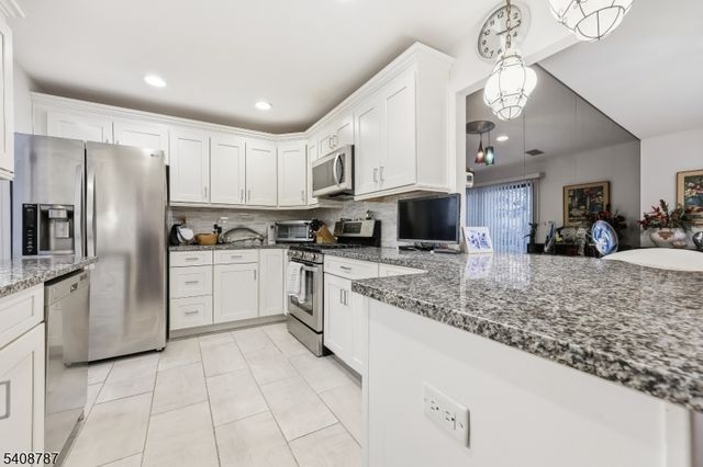 50 Glenview Dr, West Orange Twp., NJ 07052