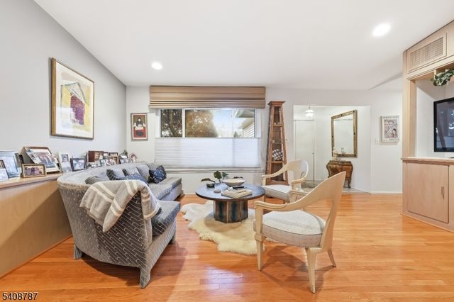 50 Glenview Dr, West Orange Twp., NJ 07052