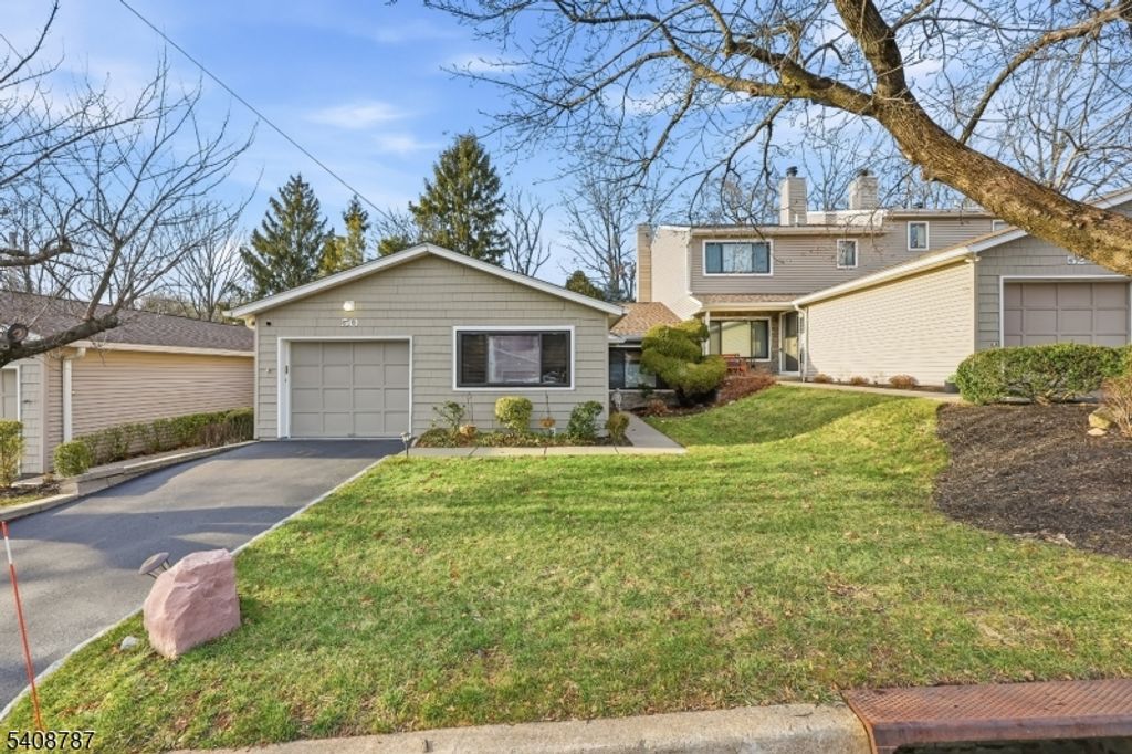 50 Glenview Dr, West Orange Twp., NJ 07052