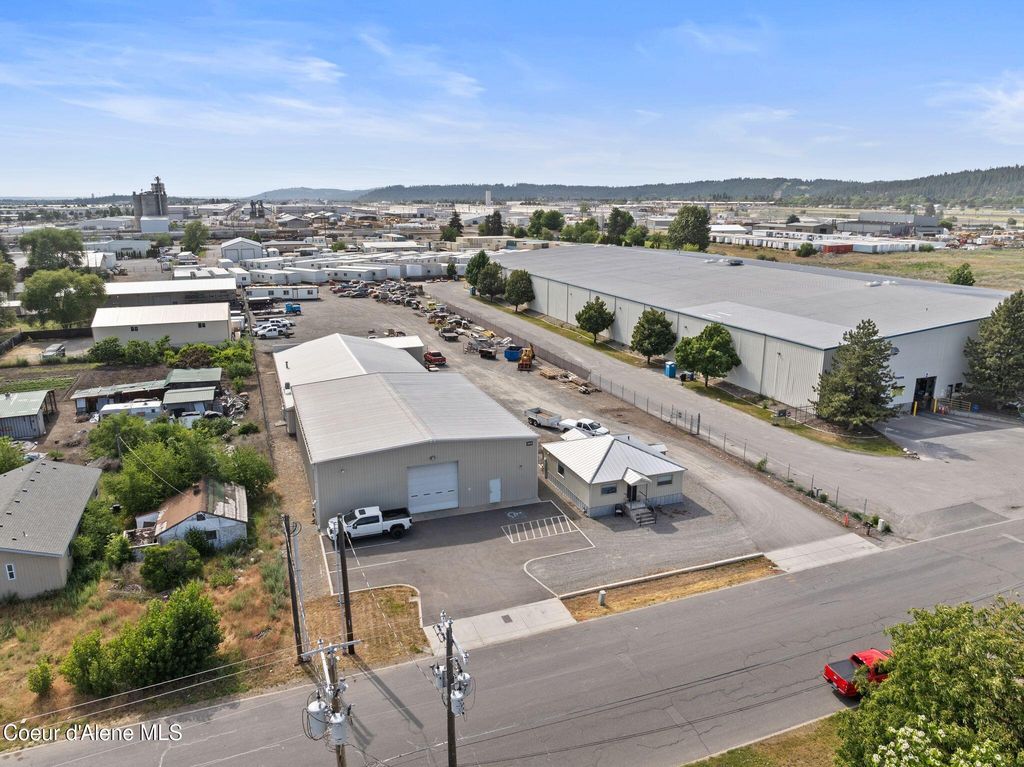 3315 N Tschirley Rd, Greenacres, WA 99016 photo 16