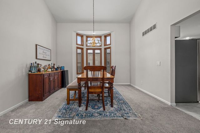 8044 Creston Drive, Freeland, MI 48623