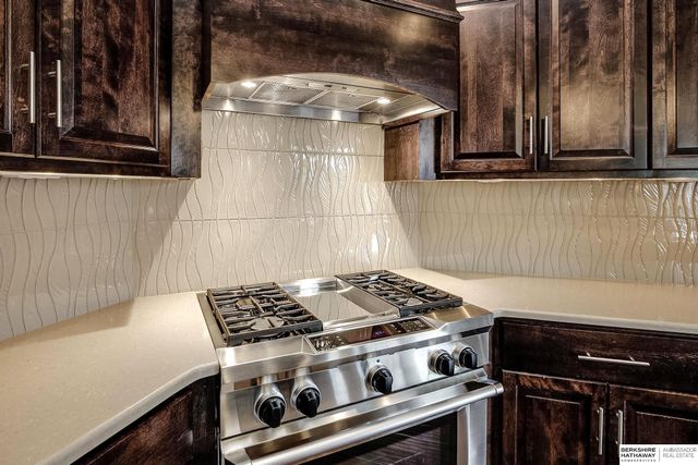 1425 N 191st Avenue, Omaha, NE 68022