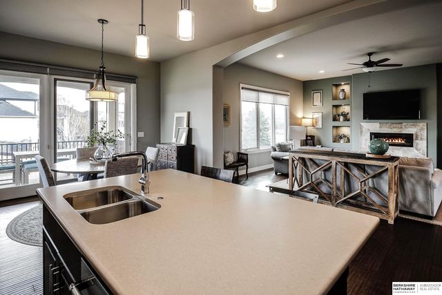 1425 N 191st Avenue, Omaha, NE 68022