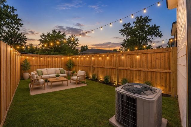 1056 North Lane Unit A, Houston, TX 77088