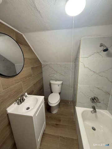 761 Winchester Avenue 3, New Haven, CT 06511