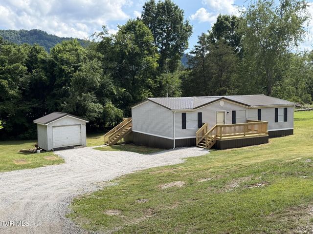 345 U.S. 421 Highway, Pennington Gap, VA 24277