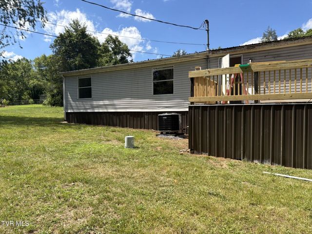 345 U.S. 421 Highway, Pennington Gap, VA 24277