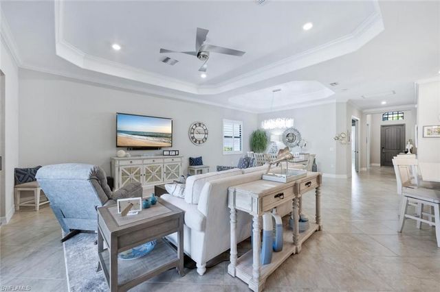 1831 Mustique ST, Naples, FL 34120
