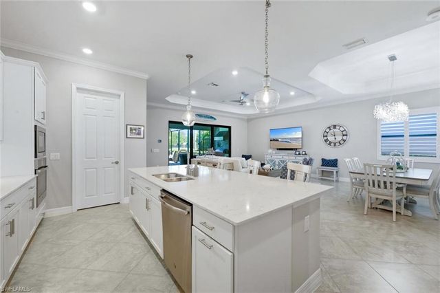 1831 Mustique ST, Naples, FL 34120