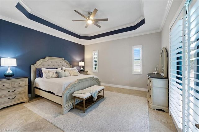 1831 Mustique ST, Naples, FL 34120