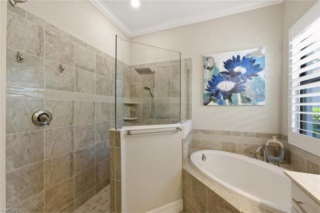 1831 Mustique ST, Naples, FL 34120