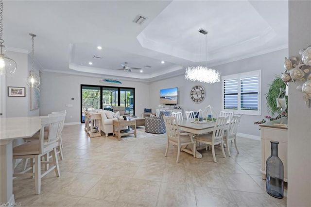 1831 Mustique ST, Naples, FL 34120