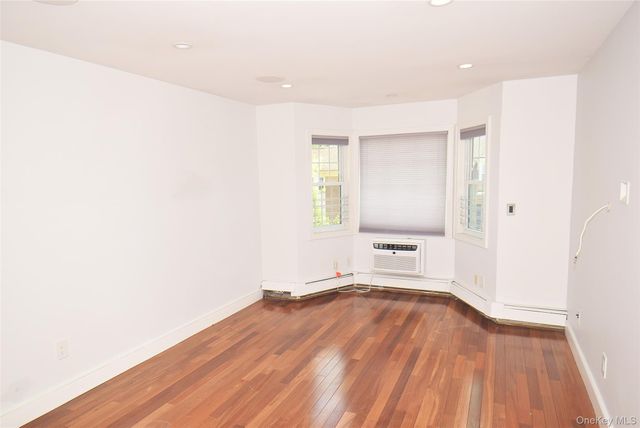 14-06 Michael Place 114 U, Bayside, NY 11360