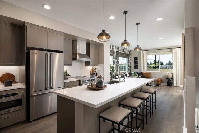 324 E Whittier Boulevard, La Habra, CA 90631