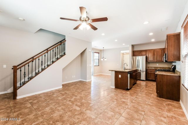 3419 W Darien, Phoenix, AZ 85086