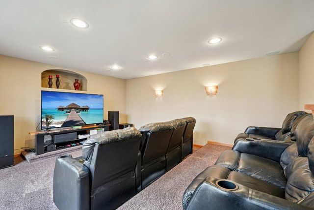 W170N5385 Ridgewood DRIVE, Menomonee Falls, WI 53051