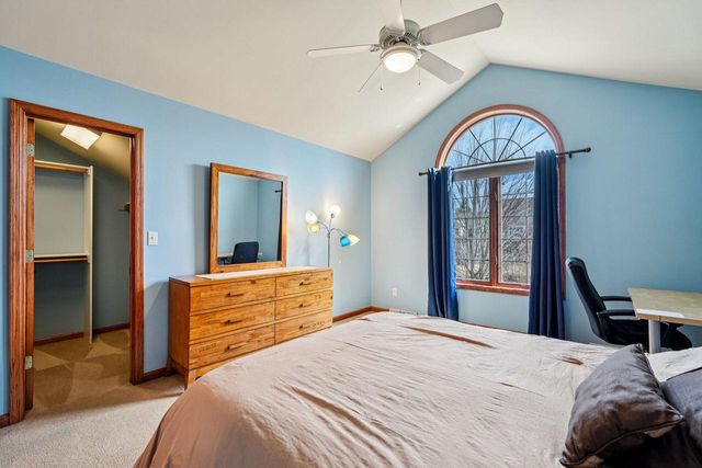 W170N5385 Ridgewood DRIVE, Menomonee Falls, WI 53051