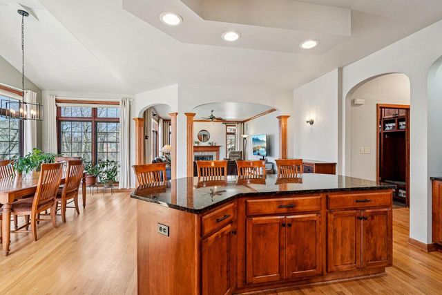 W170N5385 Ridgewood DRIVE, Menomonee Falls, WI 53051