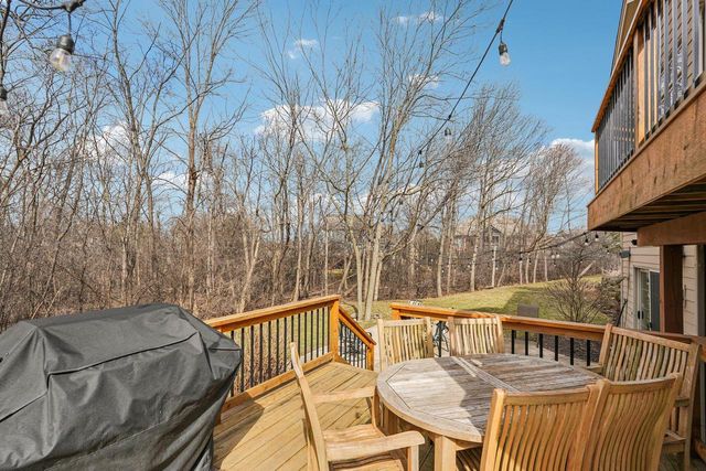 W170N5385 Ridgewood DRIVE, Menomonee Falls, WI 53051