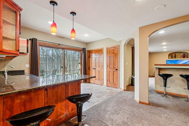 W170N5385 Ridgewood DRIVE, Menomonee Falls, WI 53051