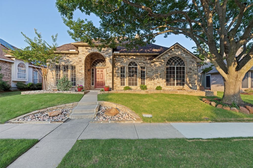 2907 Brittany Lane, Mckinney, TX 75070