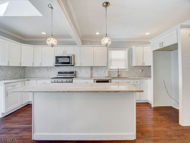 634 Sherman Ave, Roselle Park Boro, NJ 07204