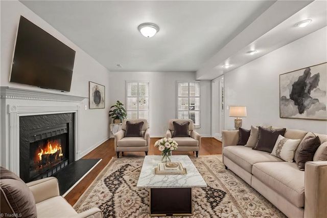 2500 Newington Court, Clemmons, NC 27012