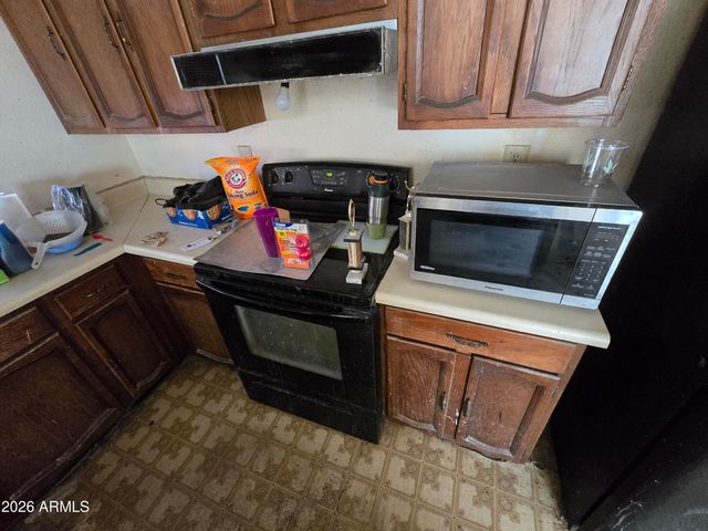 2431 W Crocus Drive, Phoenix, AZ 85023