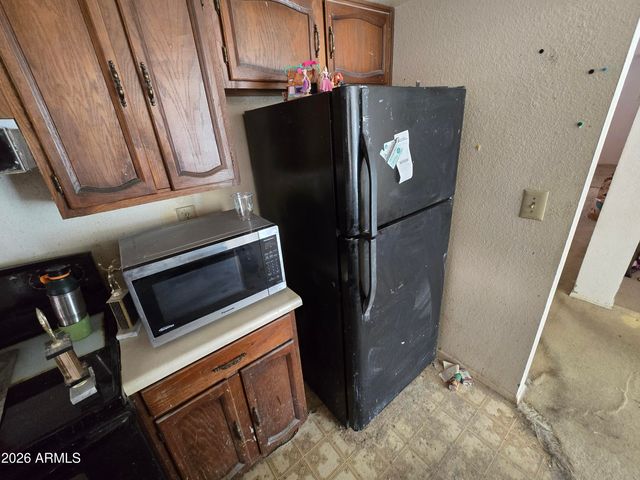 2431 W Crocus Drive, Phoenix, AZ 85023